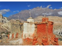 The Rigsum Gonpo trinity of chorten at Tetang, near Chhuksang